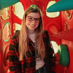 Meet your Posher, Ashley